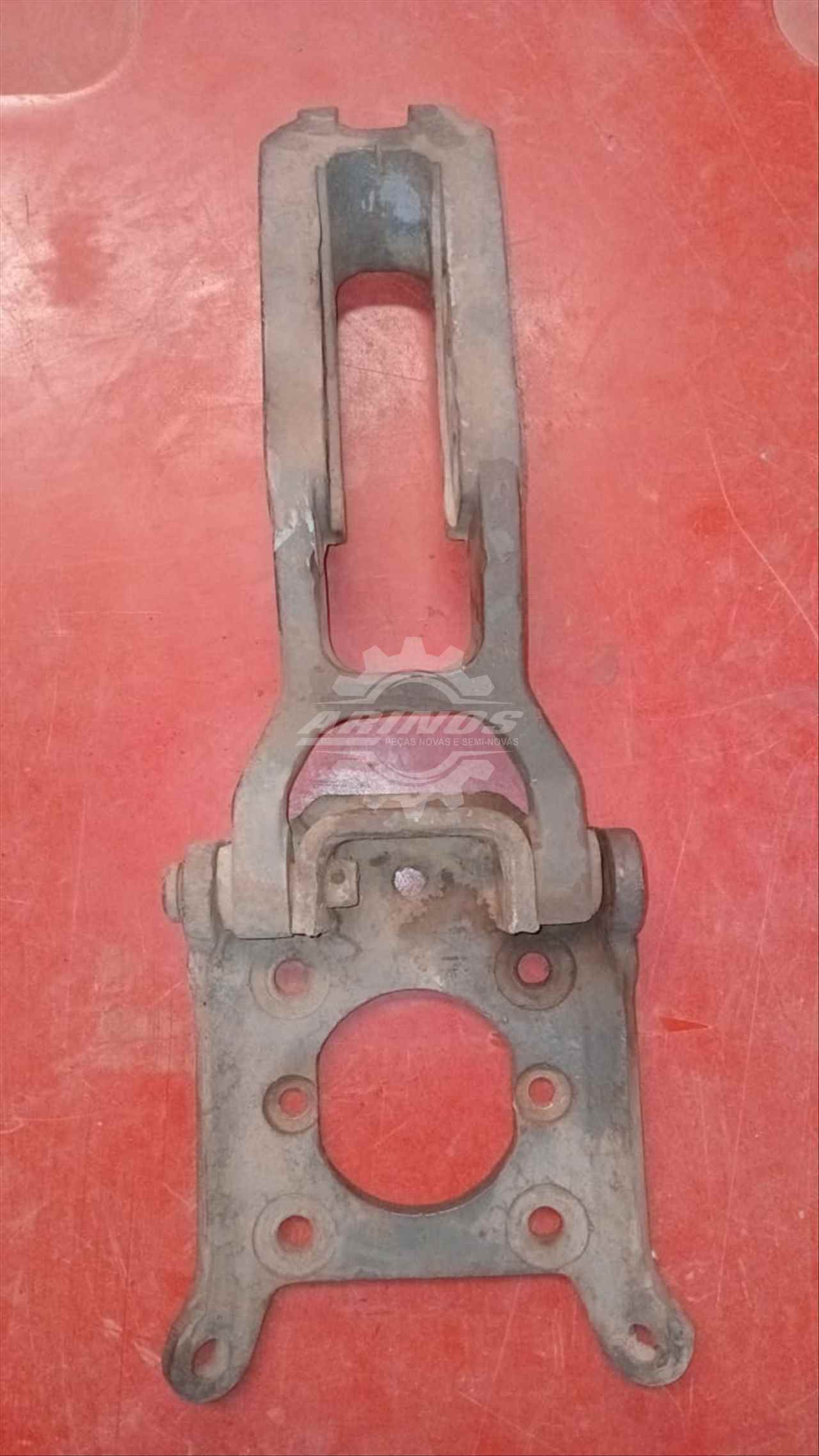 Viga Terceiro Ponto e Suporte TDP Valtra A550, A650 VMC, A650E, A750E, A52, A62, A72 T3